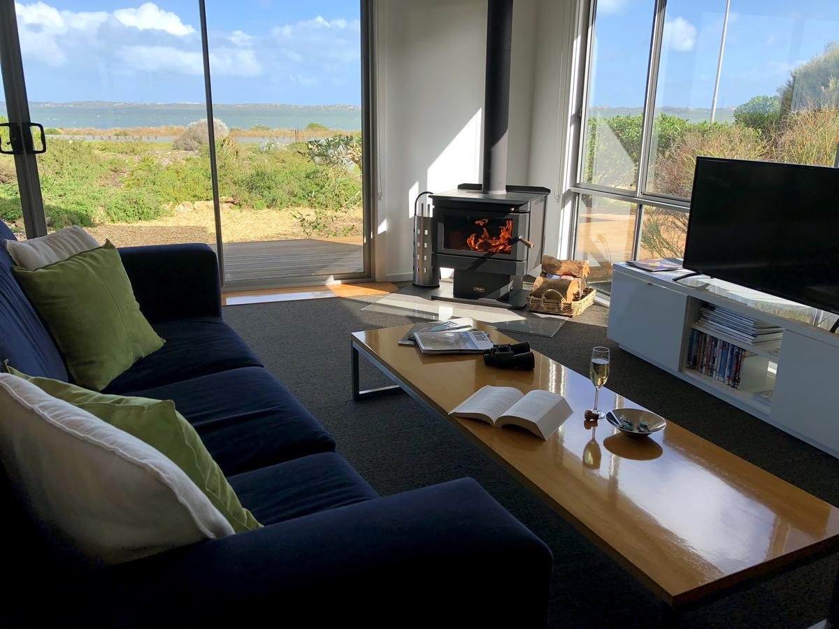 Villa Coorong Waterfront Retreat à Meningie Extérieur photo