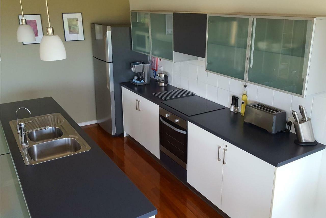 Villa Coorong Waterfront Retreat à Meningie Extérieur photo
